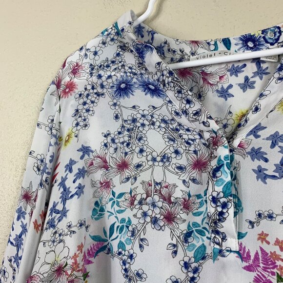 Violet + Claire Floral Fairy Bell Sleeve Blouse  - Size 1X - Picture 2 of 7
